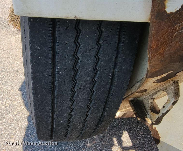 image for item JC9588 Elgin Pelican  street sweeper