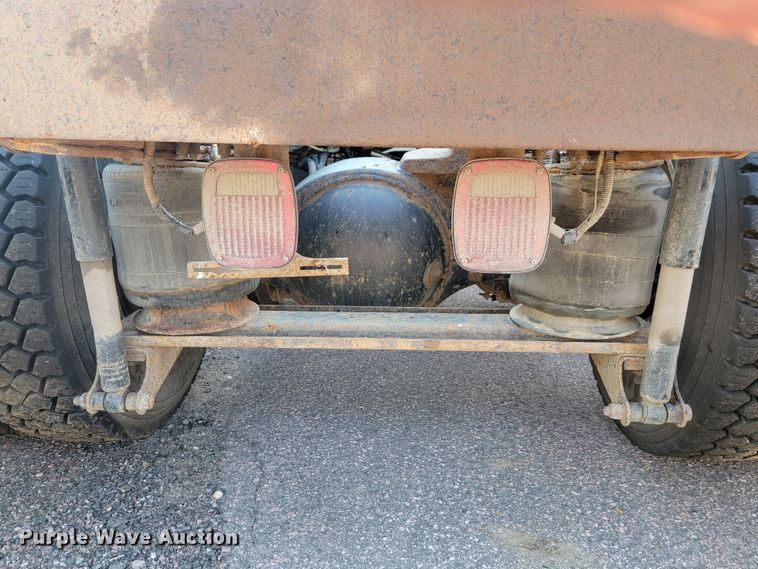 image for item JC9595 2001 Sterling LT4500  semi truck