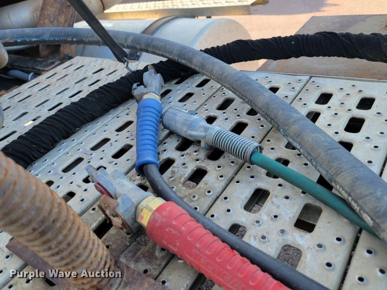 image for item JC9595 2001 Sterling LT4500  semi truck