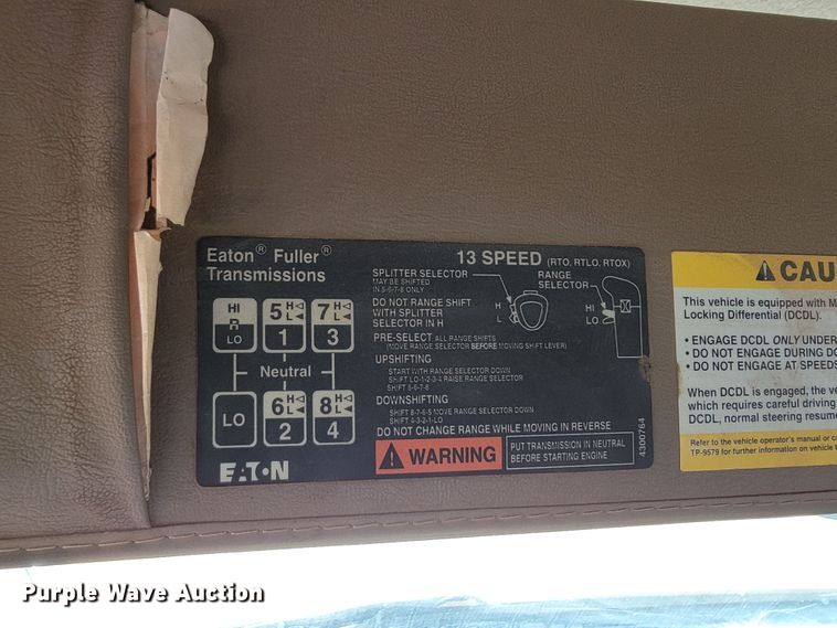 image for item JC9595 2001 Sterling LT4500  semi truck