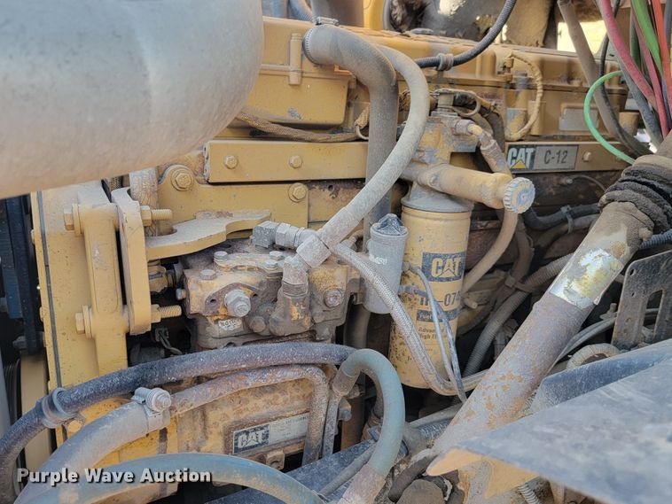 image for item JC9595 2001 Sterling LT4500  semi truck