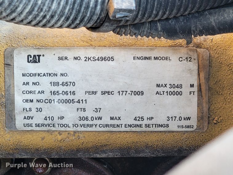 image for item JC9595 2001 Sterling LT4500  semi truck