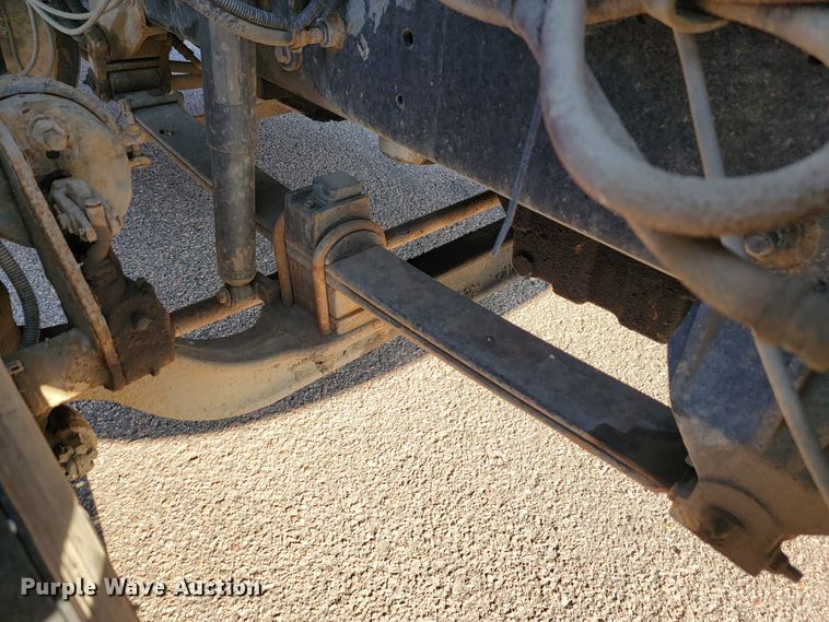 image for item JC9595 2001 Sterling LT4500  semi truck