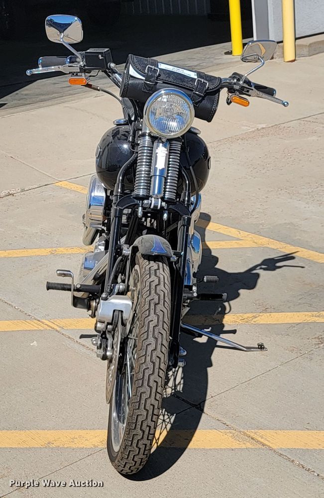 image for item JC9610 1995 Harley Davidson FXSTSB  motorcycle