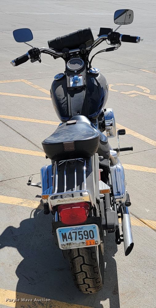 image for item JC9610 1995 Harley Davidson FXSTSB  motorcycle