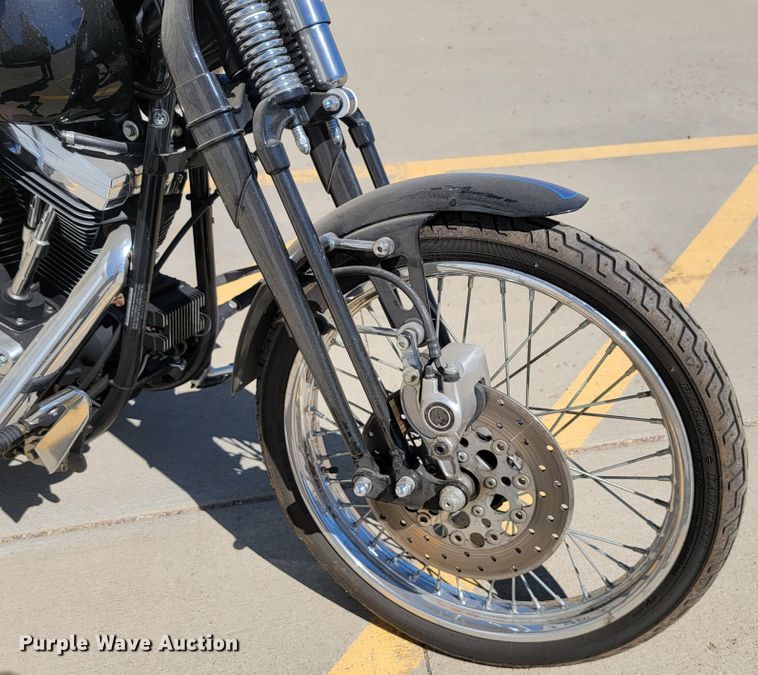 image for item JC9610 1995 Harley Davidson FXSTSB  motorcycle