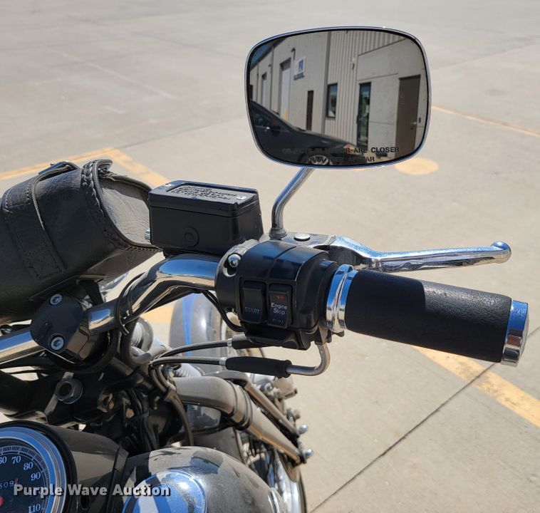 image for item JC9610 1995 Harley Davidson FXSTSB  motorcycle