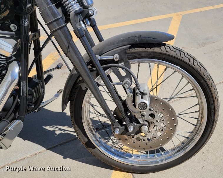 image for item JC9610 1995 Harley Davidson FXSTSB  motorcycle