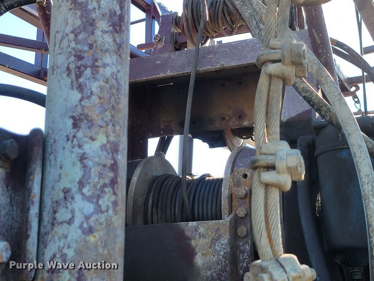 image for item JC9612 1984 Ford FT8000  drilling rig truck