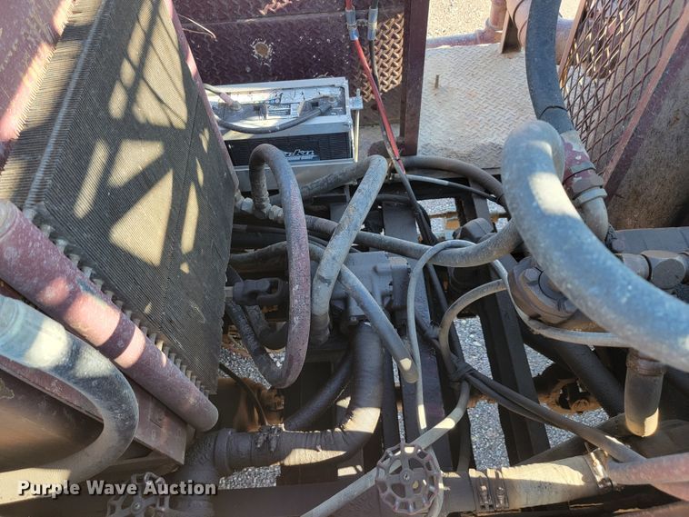 image for item JC9612 1984 Ford FT8000  drilling rig truck