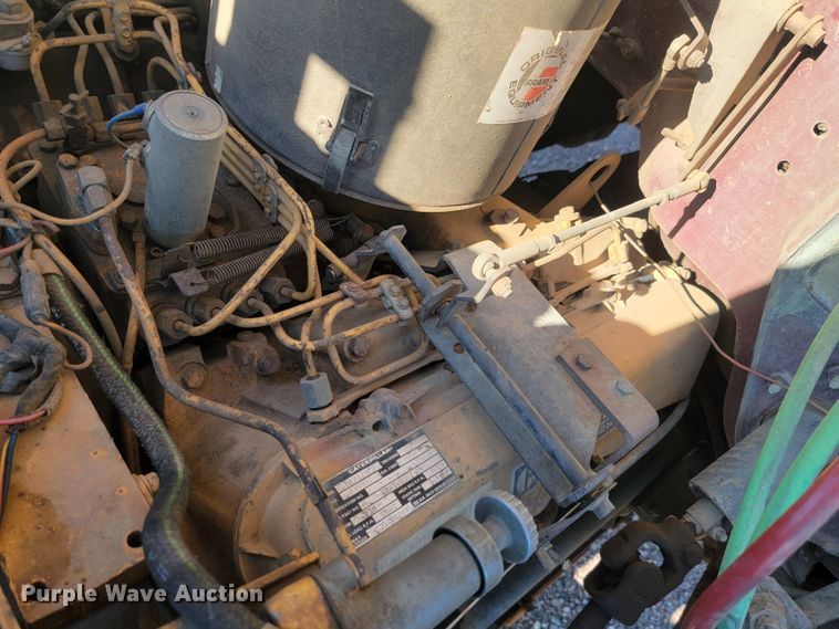 image for item JC9612 1984 Ford FT8000  drilling rig truck