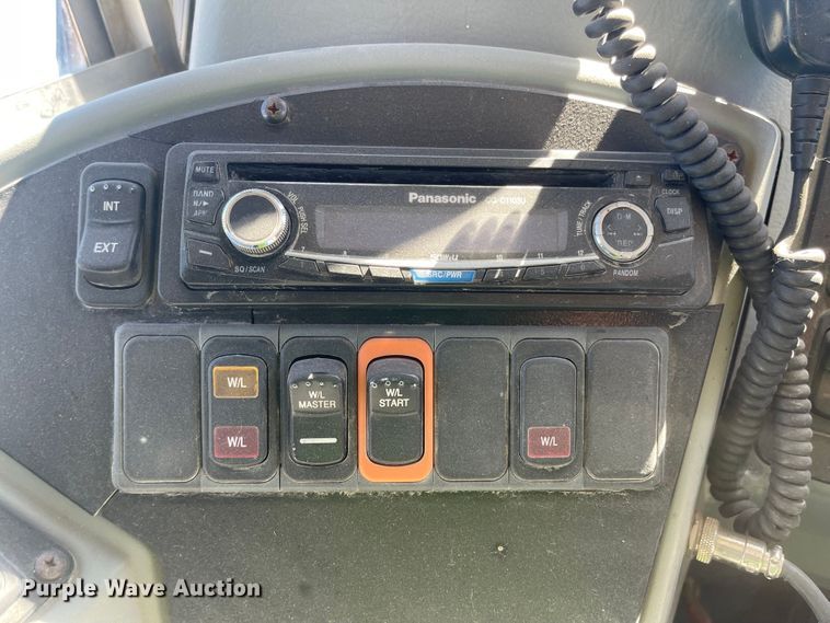 image for item JD9335 2008 Blue Bird  school bus