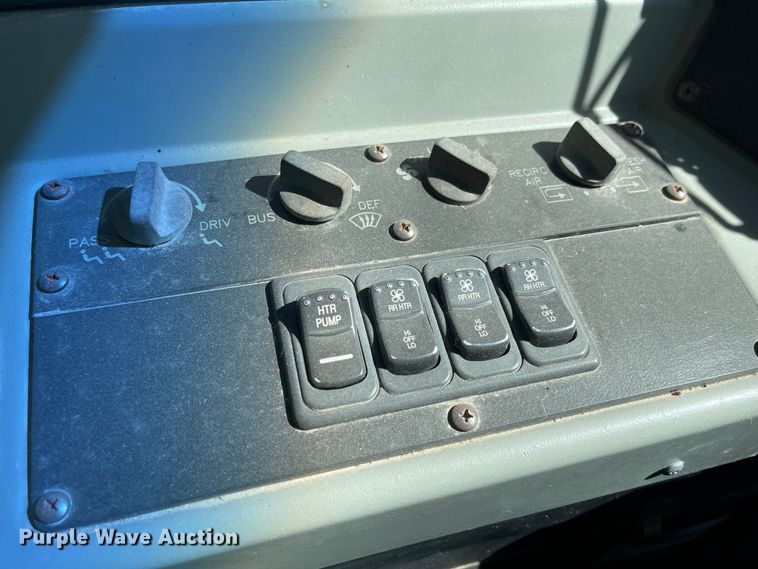 image for item JD9335 2008 Blue Bird  school bus