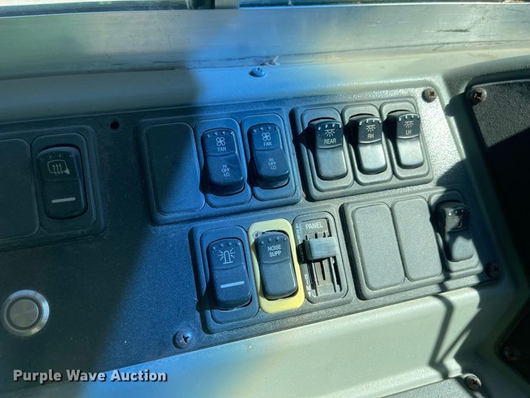 image for item JD9335 2008 Blue Bird  school bus