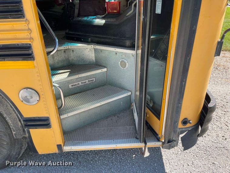 image for item JD9336 2000 Blue Bird  school bus