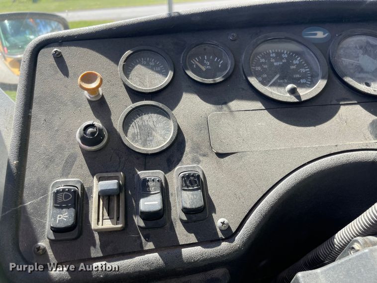 image for item JD9336 2000 Blue Bird  school bus