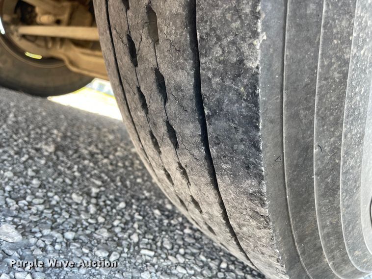 image for item JD9336 2000 Blue Bird  school bus