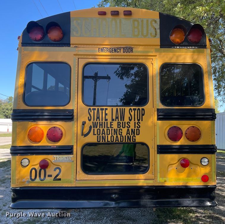 image for item JD9337 2000 Freightliner  school bus