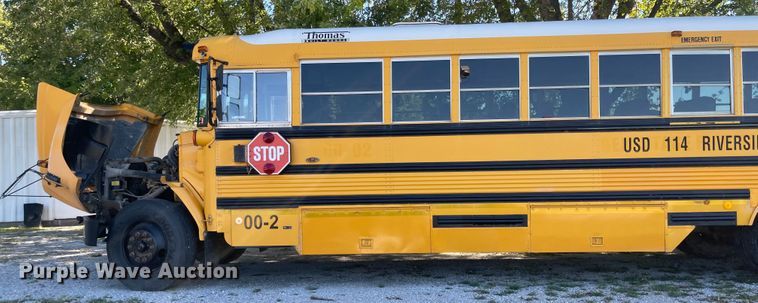 image for item JD9337 2000 Freightliner  school bus