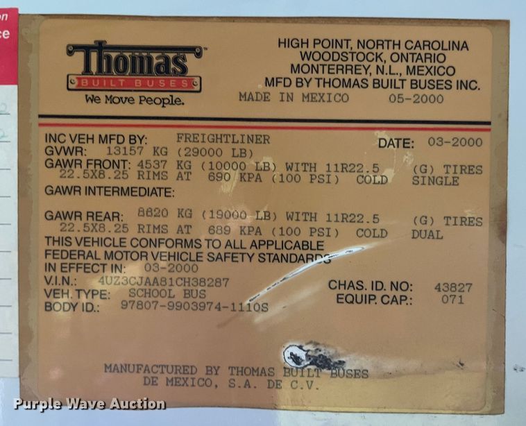 image for item JD9337 2000 Freightliner  school bus