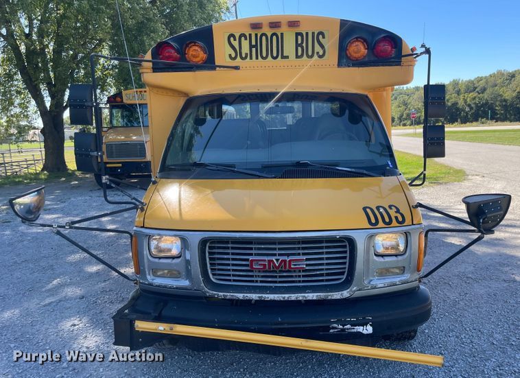image for item JD9338 2001 Thomas  school bus