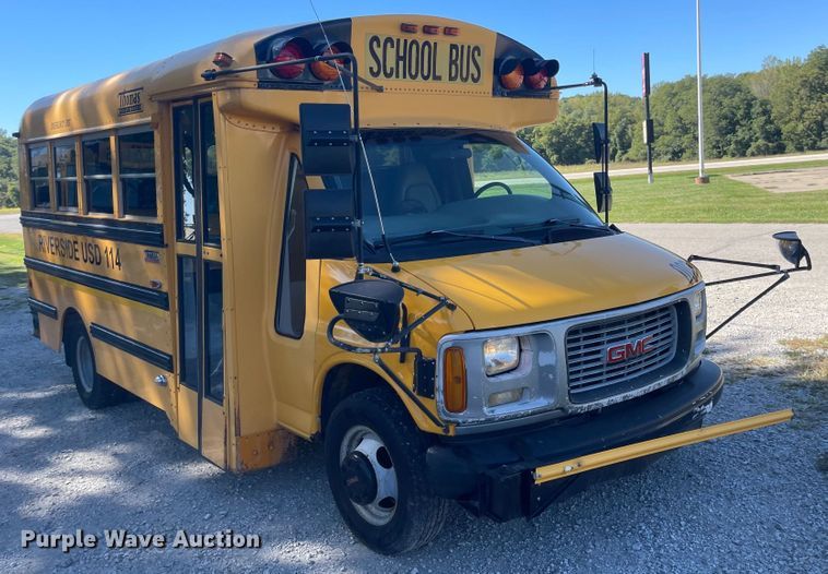 image for item JD9338 2001 Thomas  school bus