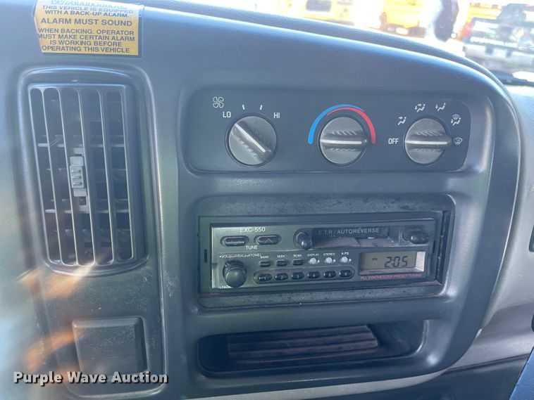 image for item JD9338 2001 Thomas  school bus