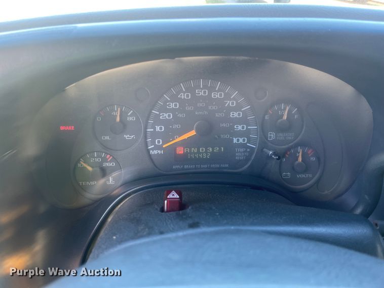 image for item JD9338 2001 Thomas  school bus