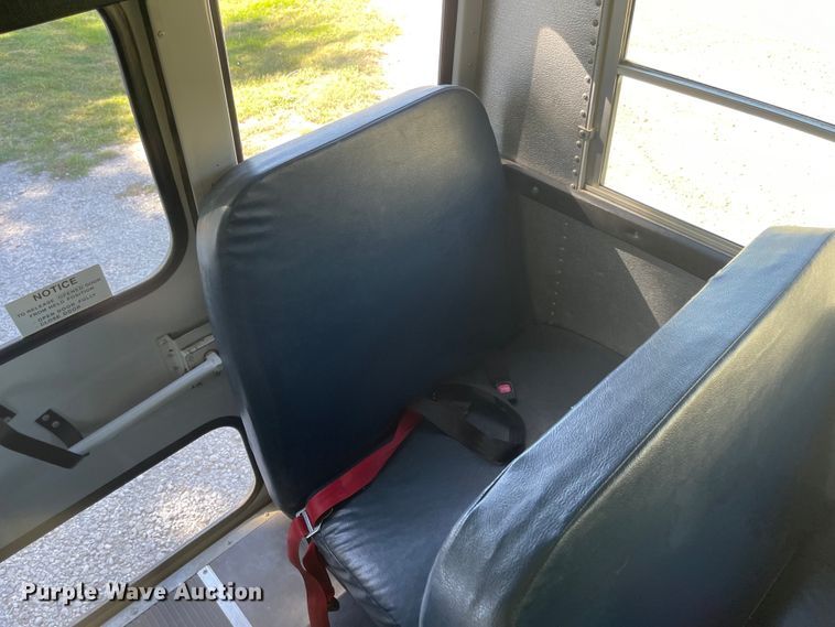 image for item JD9338 2001 Thomas  school bus