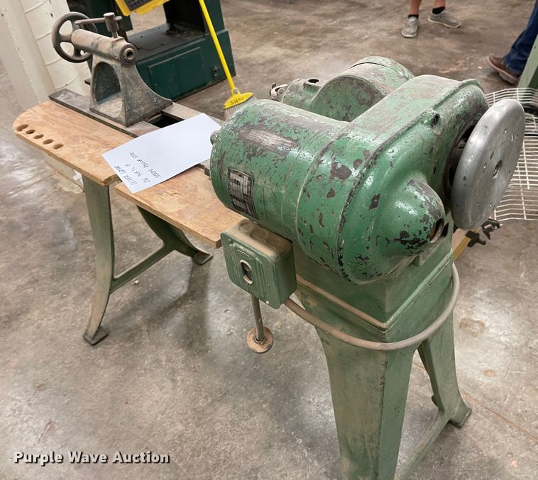 image for item JD9345 Oliver  lathe