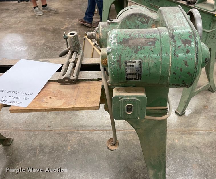 image for item JD9345 Oliver  lathe
