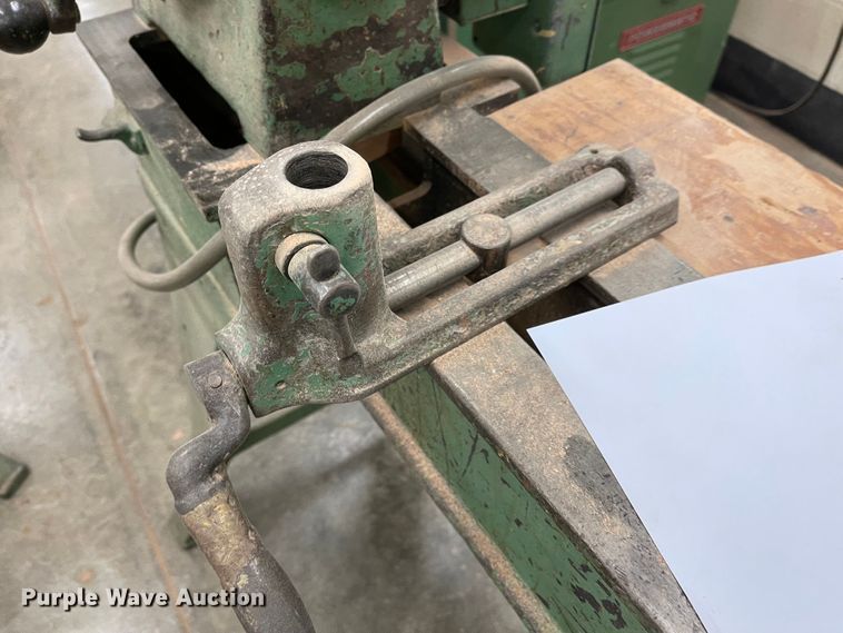 image for item JD9345 Oliver  lathe