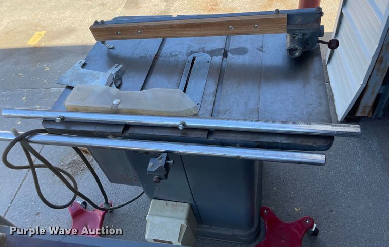 image for item JD9346 Shop tools