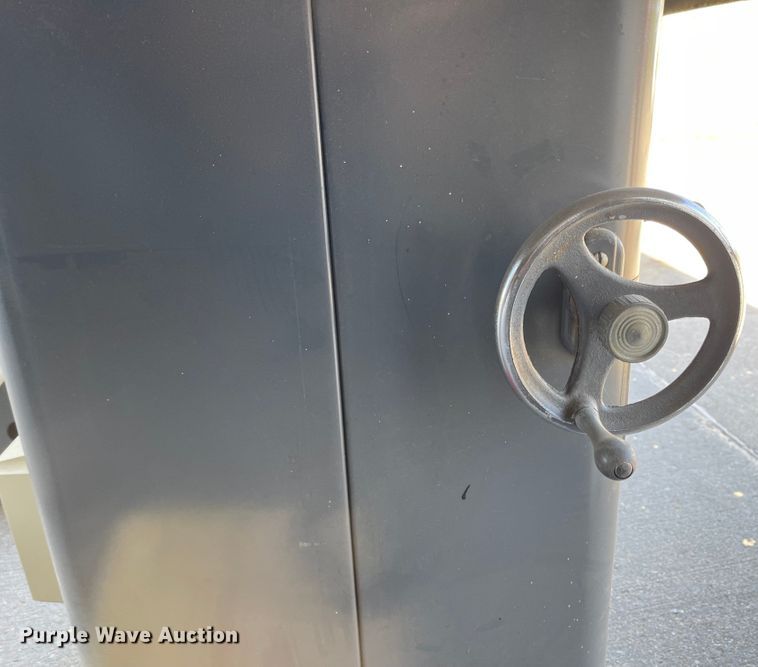 image for item JD9346 Shop tools