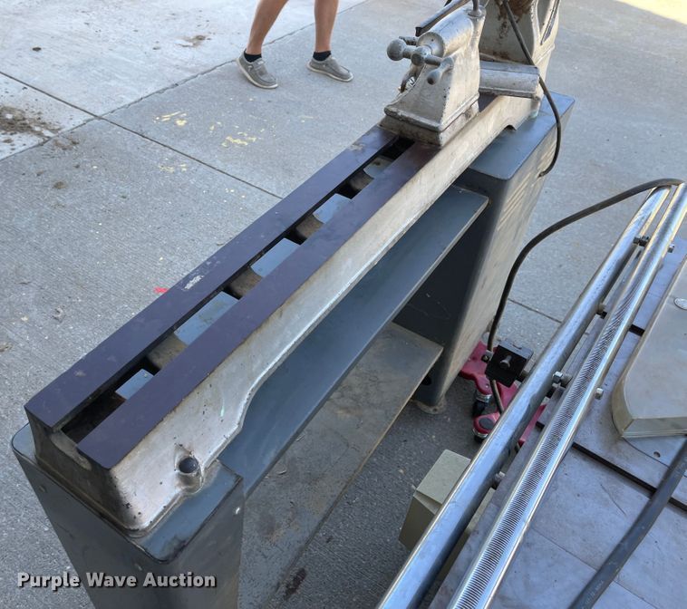 image for item JD9346 Shop tools