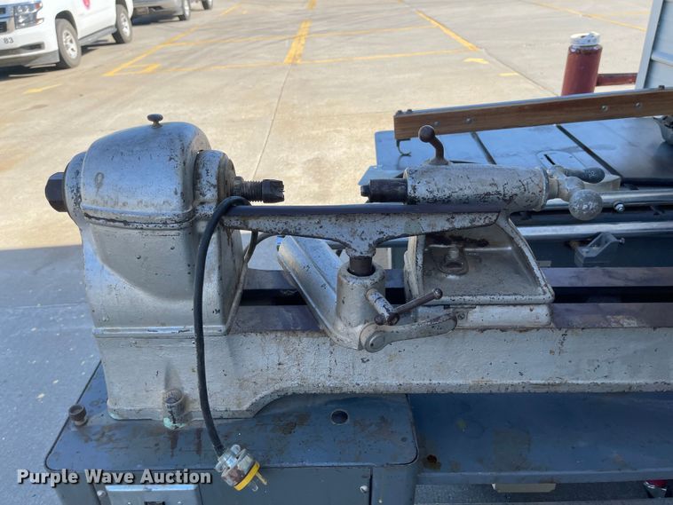 image for item JD9346 Shop tools