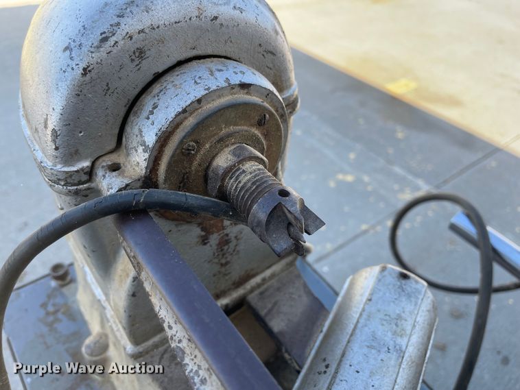 image for item JD9346 Shop tools