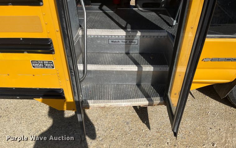 image for item JD9347 2000 Chevrolet Express G3500  school bus