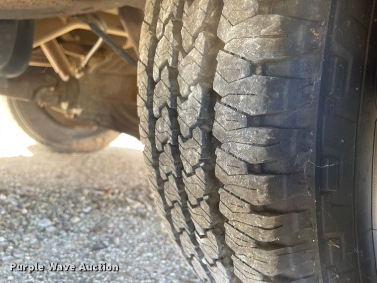 image for item JD9347 2000 Chevrolet Express G3500  school bus