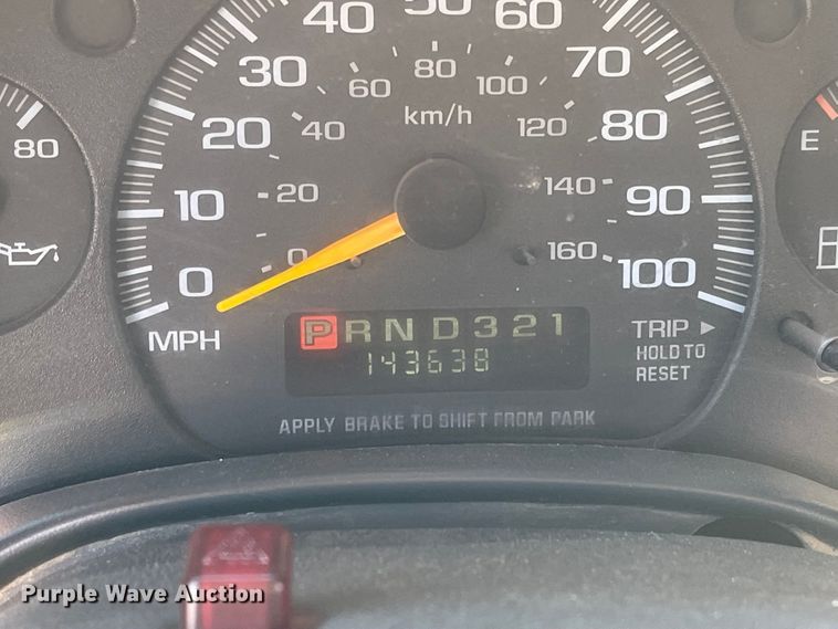 image for item JD9348 2000 Chevrolet Express 3500  school bus