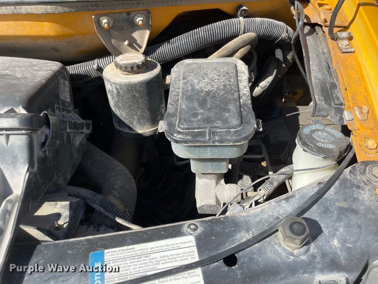 image for item JD9348 2000 Chevrolet Express 3500  school bus