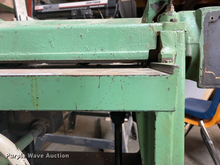 image for item JD9349 Oliver 399-D  planer