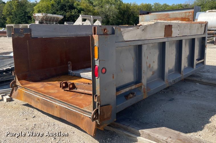 image for item JF9028 Dump bed