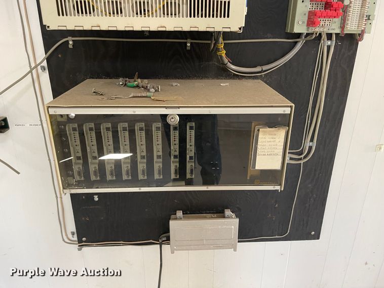 image for item JF9029 Communications building