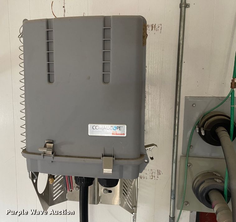 image for item JF9029 Communications building