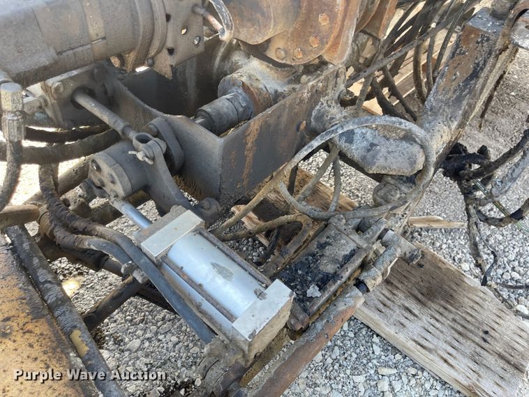 image for item JF9030 Etnyre Black-Topper  oil distributor bed