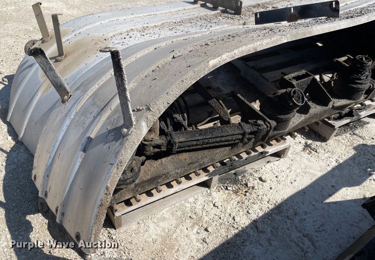 image for item JF9030 Etnyre Black-Topper  oil distributor bed