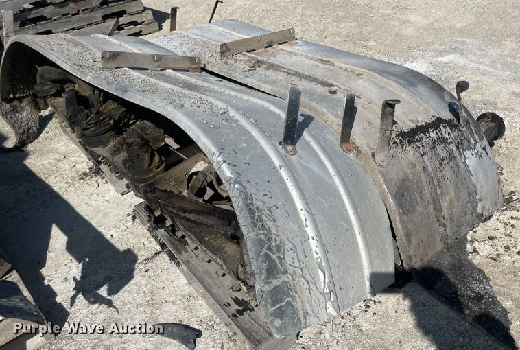 image for item JF9030 Etnyre Black-Topper  oil distributor bed