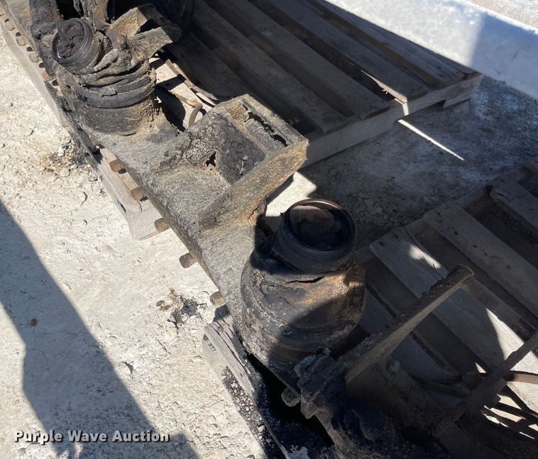 image for item JF9030 Etnyre Black-Topper  oil distributor bed