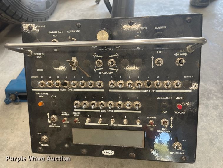 image for item JF9030 Etnyre Black-Topper  oil distributor bed